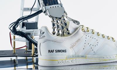 Adidas by Raf Simons（アディダス・バイ・ラフシモンズ）スタンスミス